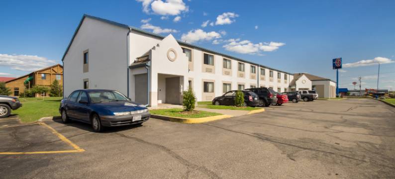 罗斯柴尔德6号汽车旅馆(Motel 6 Rothschild, WI)图片