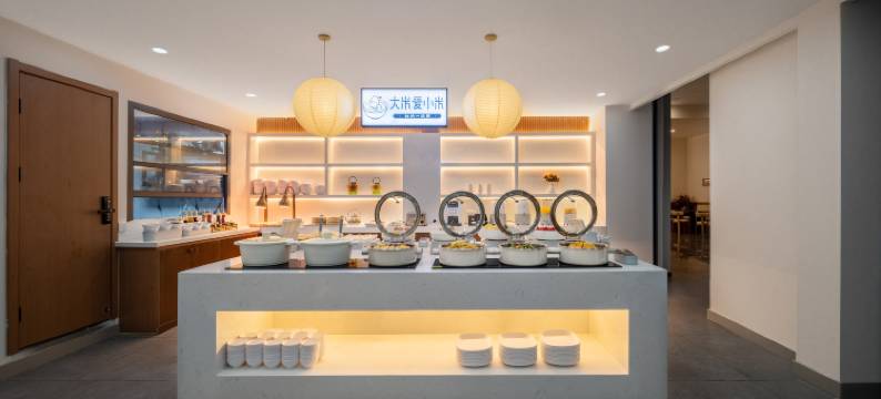 柏纳酒店(赛里木湖景区店)图片