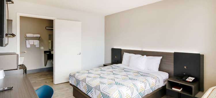 Home 6 堪萨斯托皮卡I-70州际公路酒店 by Townhouse(Home 6 by Townhouse Topeka KS I 70)图片