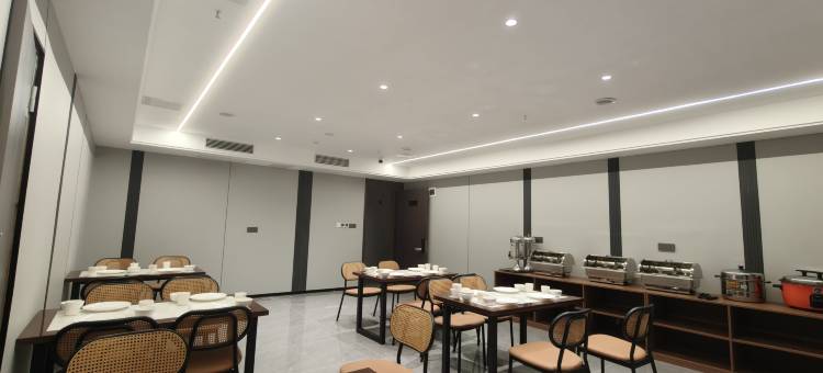 上玺酒店(贵阳花溪区政府明珠大道地铁站店)图片