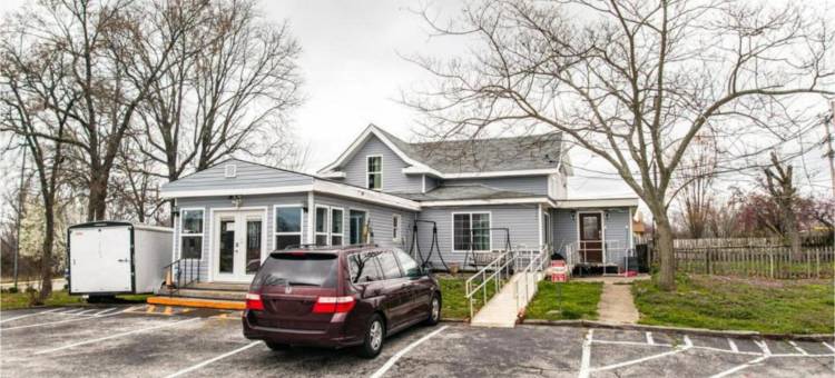 Colonial Mountain Inn Branson MO图片