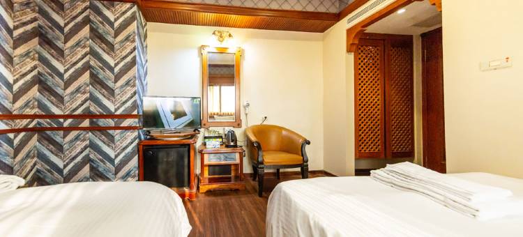 叆嗨三多行旅图片