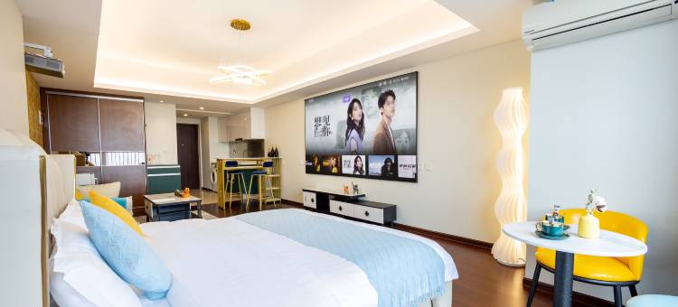 爱丽丝Alice影音城景公寓(青年大街彩电塔店)图片