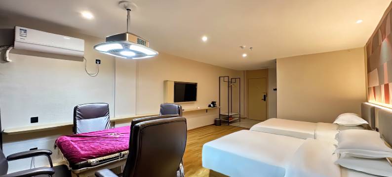 艺轩·安来酒店(河源亚洲第一高喷泉万隆城店)图片