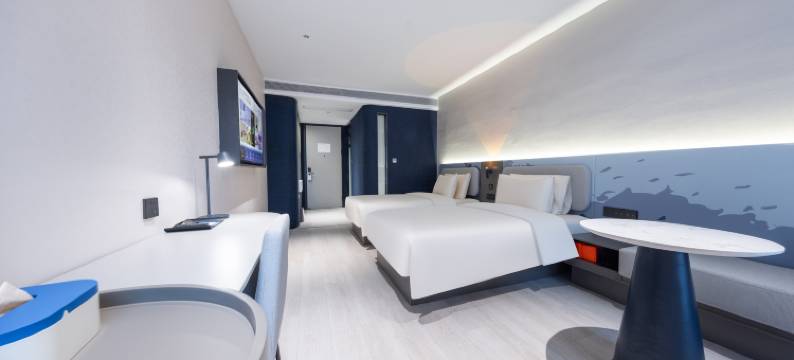 武汉汉口火车站南广场轻居酒店图片