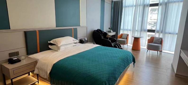 陆丰欢朋美宿图片