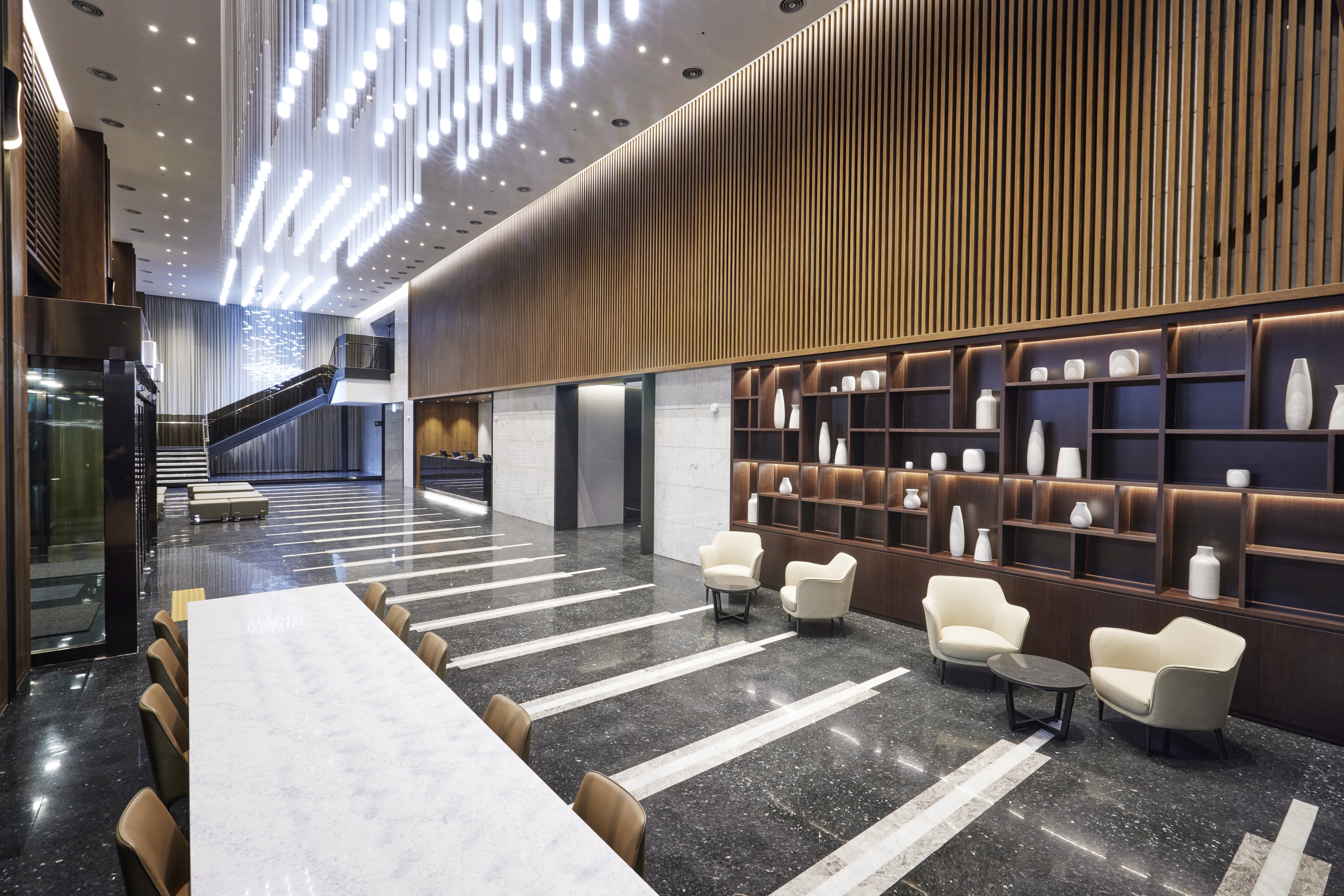 Hotel IntercitiOver view