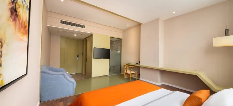 由里尚雅智慧酒店(自贡汽车客运总站第四人民医院店)图片