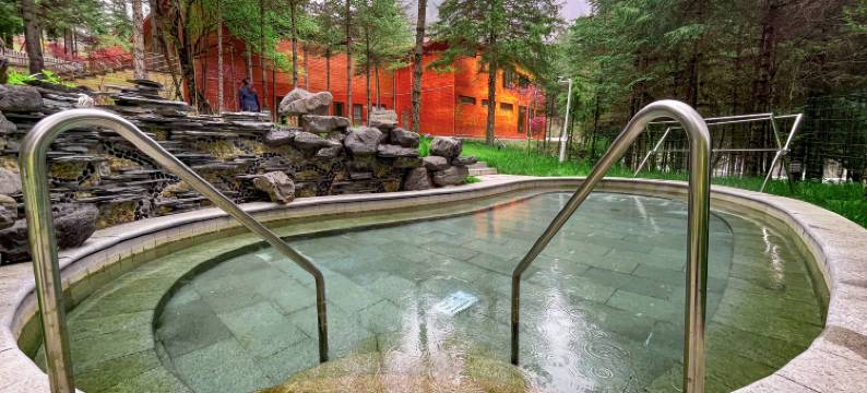 毕棚沟娜姆湖度假酒店图片