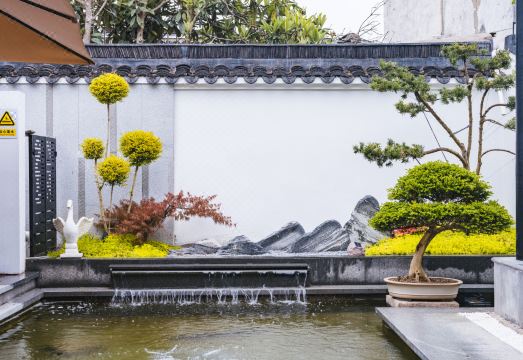 Floral Lux Hotel · Tongli Mingyuan Hotel Hotel Overview