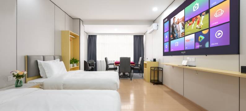 星空云朵公寓(石岩宏发大世界店)图片