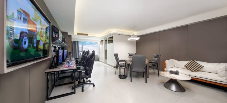 纳罗兰电竞酒店(泰州万象城金融广场店)图片