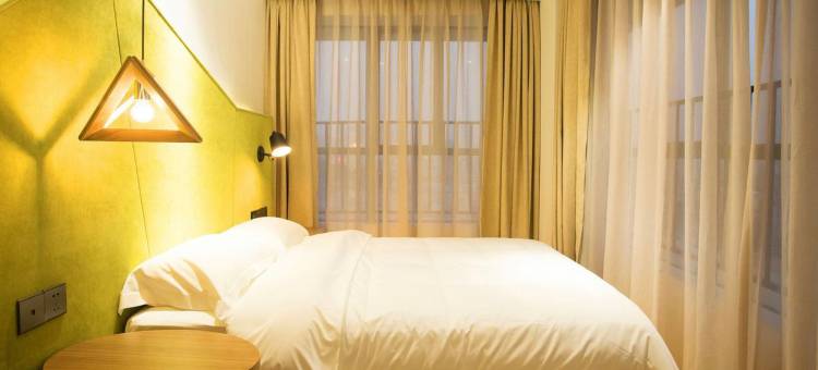 TOP Hotel首席设计师公寓(千灯湖度假区广佛电商城店)图片