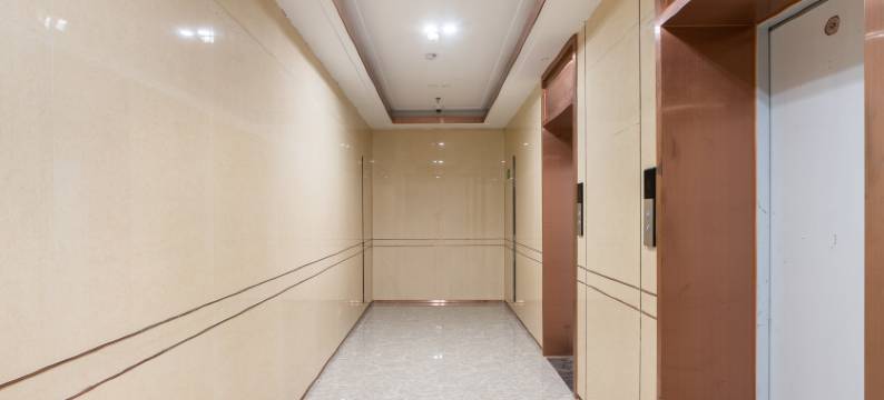 草莓熊电竞公寓(宁河吾悦广场店)图片