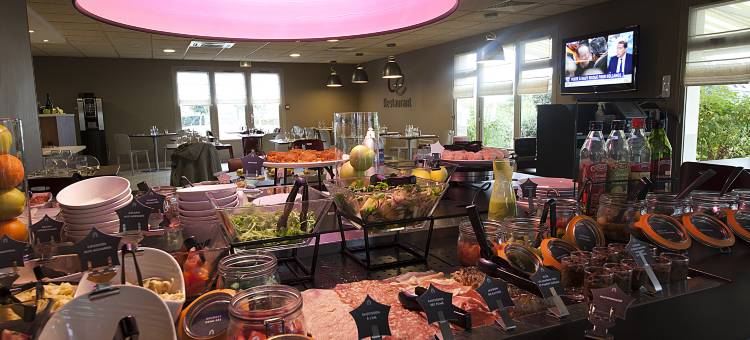 欧比耶尔克莱蒙费朗南康铂酒店(Campanile Clermont Ferrand Sud - AUBIÈRE)图片