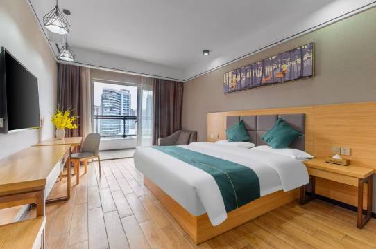 布拉格·宿派酒店(南宁火车东站店)