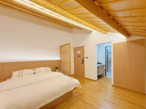 长汀鹿鸣山居民宿(长汀古城济川门店)