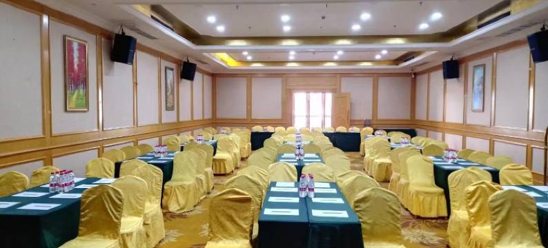 享寓天下影院酒店(东莞石碣卓越弥敦道店)图片