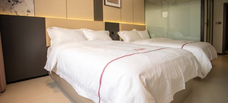 希曼顿酒店(昭通合景广场店)图片