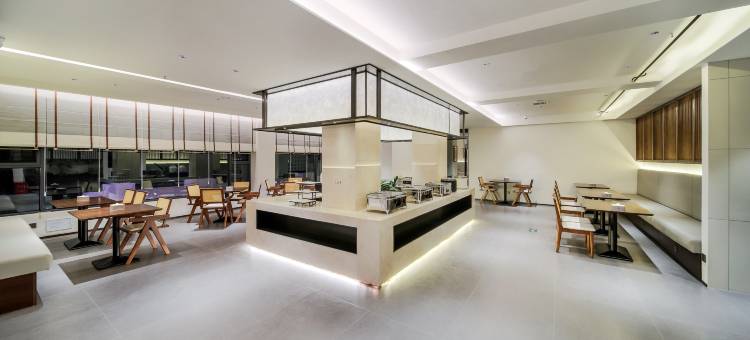 栖凤度假酒店(新密银基动物王国店)图片