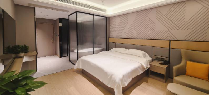 云朵·新世纪酒店(宁洛高速界首光武出口达实商贸城店)图片