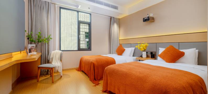 汇栖寓酒店(深圳天安云谷雪象地铁站店)图片