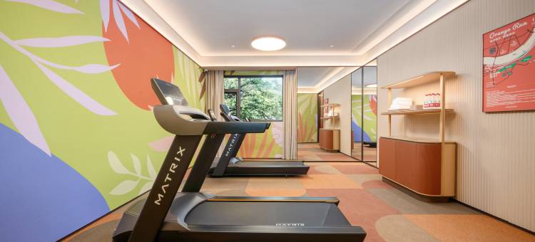 桔子酒店(重庆李子坝牛角沱地铁站店)图片