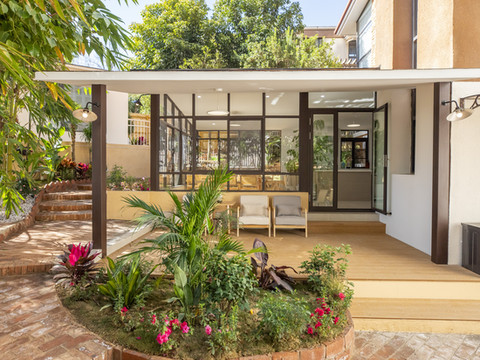 弥勒春好山居温泉民宿