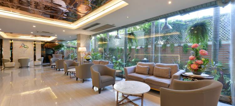 曼谷三季广场酒店(Three Seasons Place Bangkok)图片
