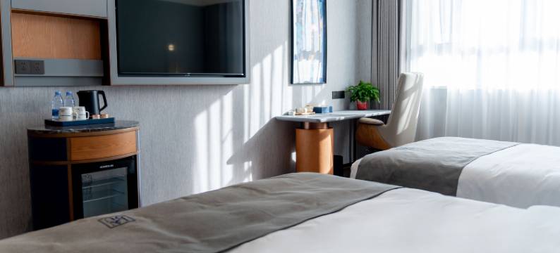 兰欧酒店(承德市隆化县政府店)图片