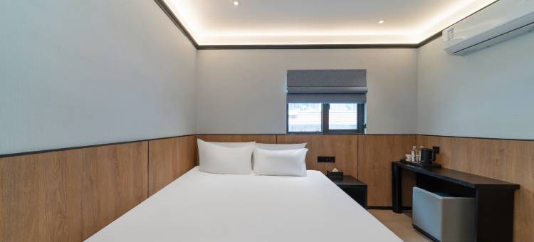 易佰酒店(福州三坊七巷东街口地铁站店)图片