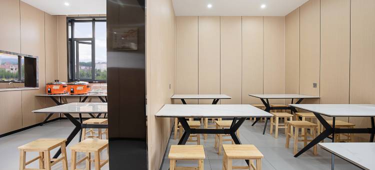 如家华驿精选酒店(洛阳火车站春都路店)图片