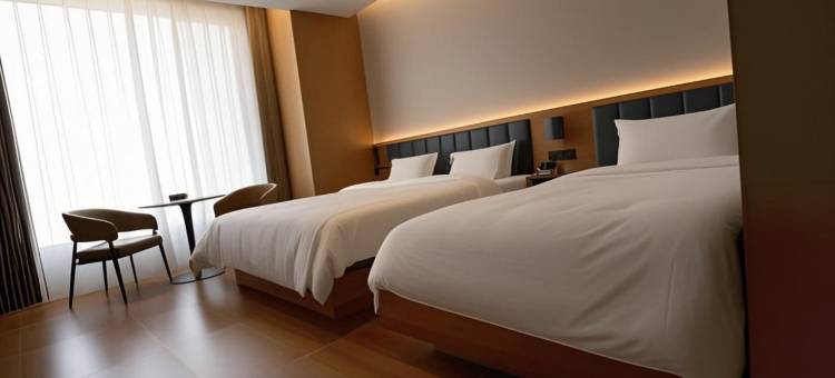 语朵酒店(慧鹏月亮湾商业街店)图片