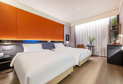 Super 8 International Hotel Jiayuguan Hotel Overview