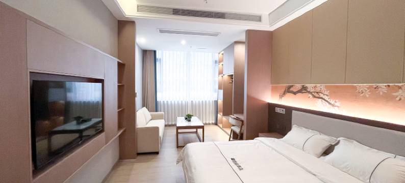 朗庭酒店(賨人里地旺广场店)图片