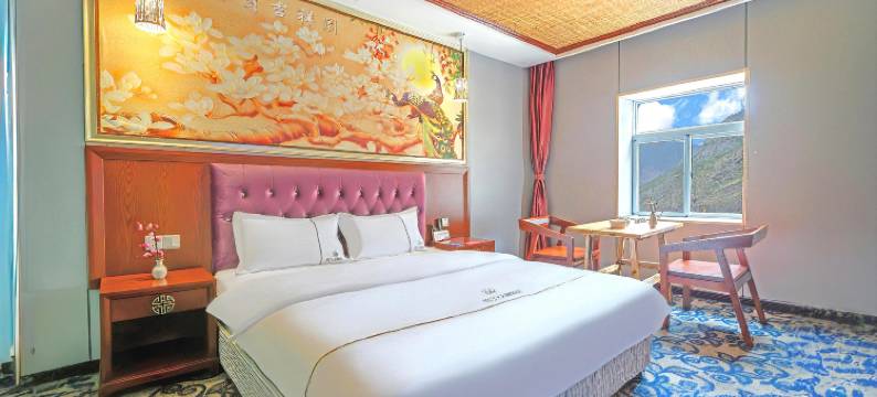 天籁庄园酒店(稻城亚丁景区店)图片