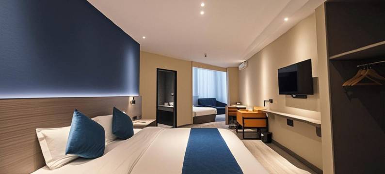 华瑞酒店(解放碑步行街洪崖洞店)图片