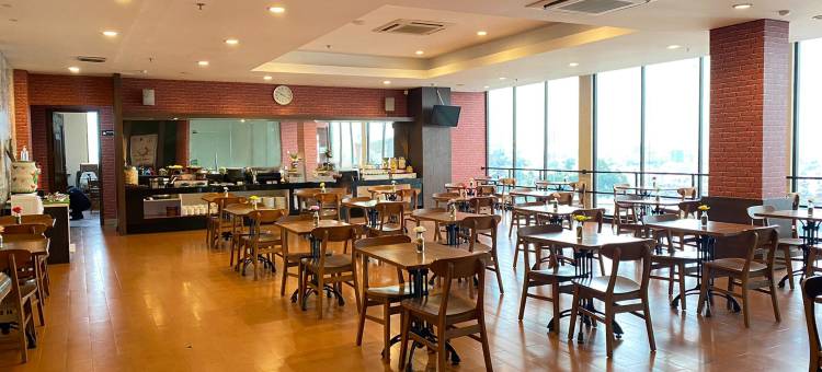 马朗街88号酒店 - WH酒店集团(Hotel 88 Embong Malang Surabaya)图片