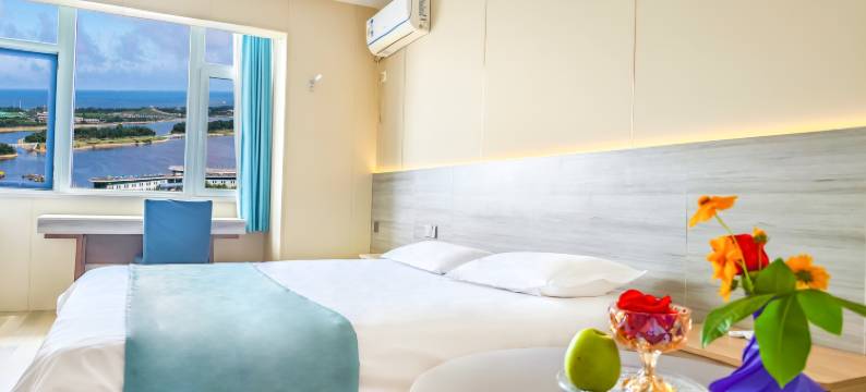 华纳海景酒店(日照万平口景区万达广场店)图片