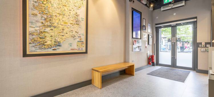 贝尔法斯特易捷酒店(easyHotel Belfast)图片