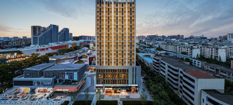 成都青白江万达文化体育中心亚朵X酒店图片