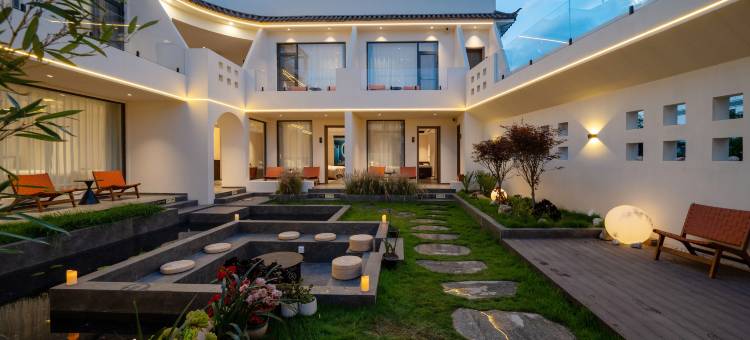 大理泊岚云海设计师美宿(洱海生态廊道龙龛码头店)图片