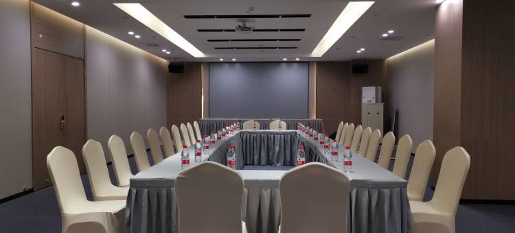 IU酒店(河源坚基万达广场店)图片