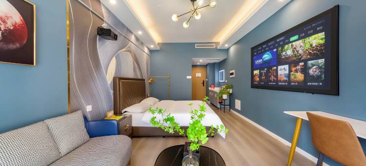 漫鹿Ins设计酒店(新乡金穗大道宝龙广场店)图片