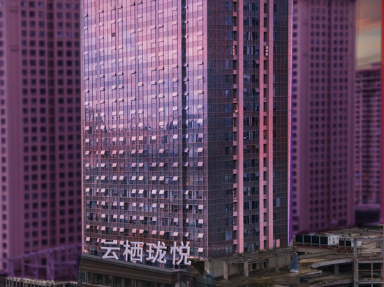云栖珑悦酒店(市体育馆云大医院店)