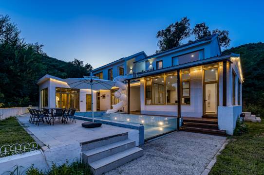 花筑·乌托邦·露天泳池度假院落集群居(北京八达岭店)图片