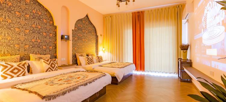 西双版纳景洪星逸民宿(告庄星光夜市店)图片