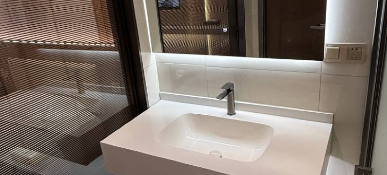 碌曲大酒店图片