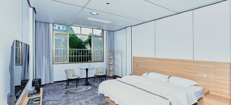 富富公寓馆(柳州雒容人民广场店)图片