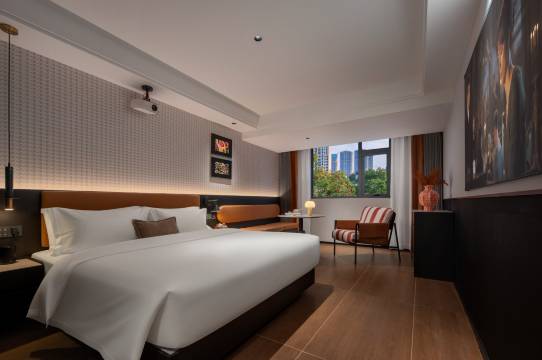 BOOBI 设计师酒店(信阳潢川汽车站店)